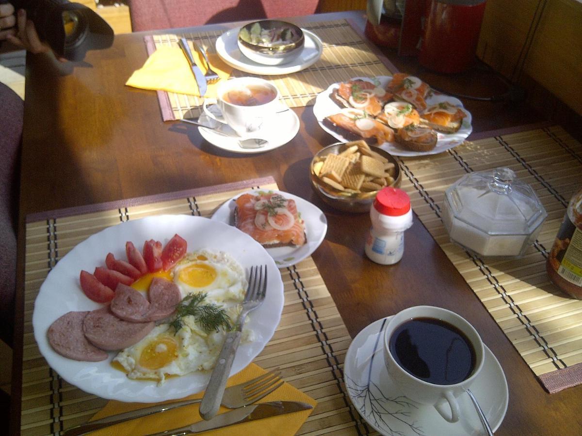 Guest House Melon Юрмала Экстерьер фото